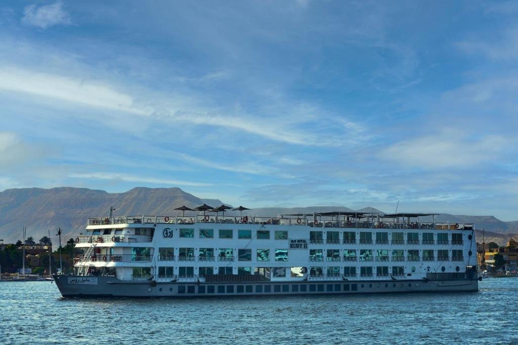 Royal Ruby || Cruise Trip