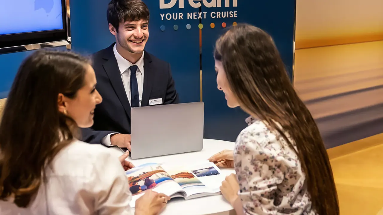 Favolosa Costa Favolosa: Luxurious cruise ship with elegant décor, comfortable cabins, and balconies. Offers premium services and modern amenities.