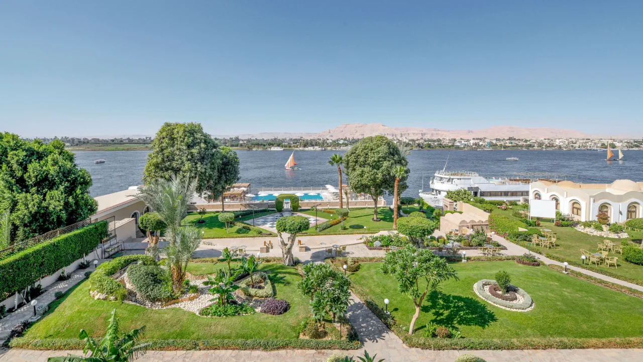 الفندق إبروتيل - الأقصر